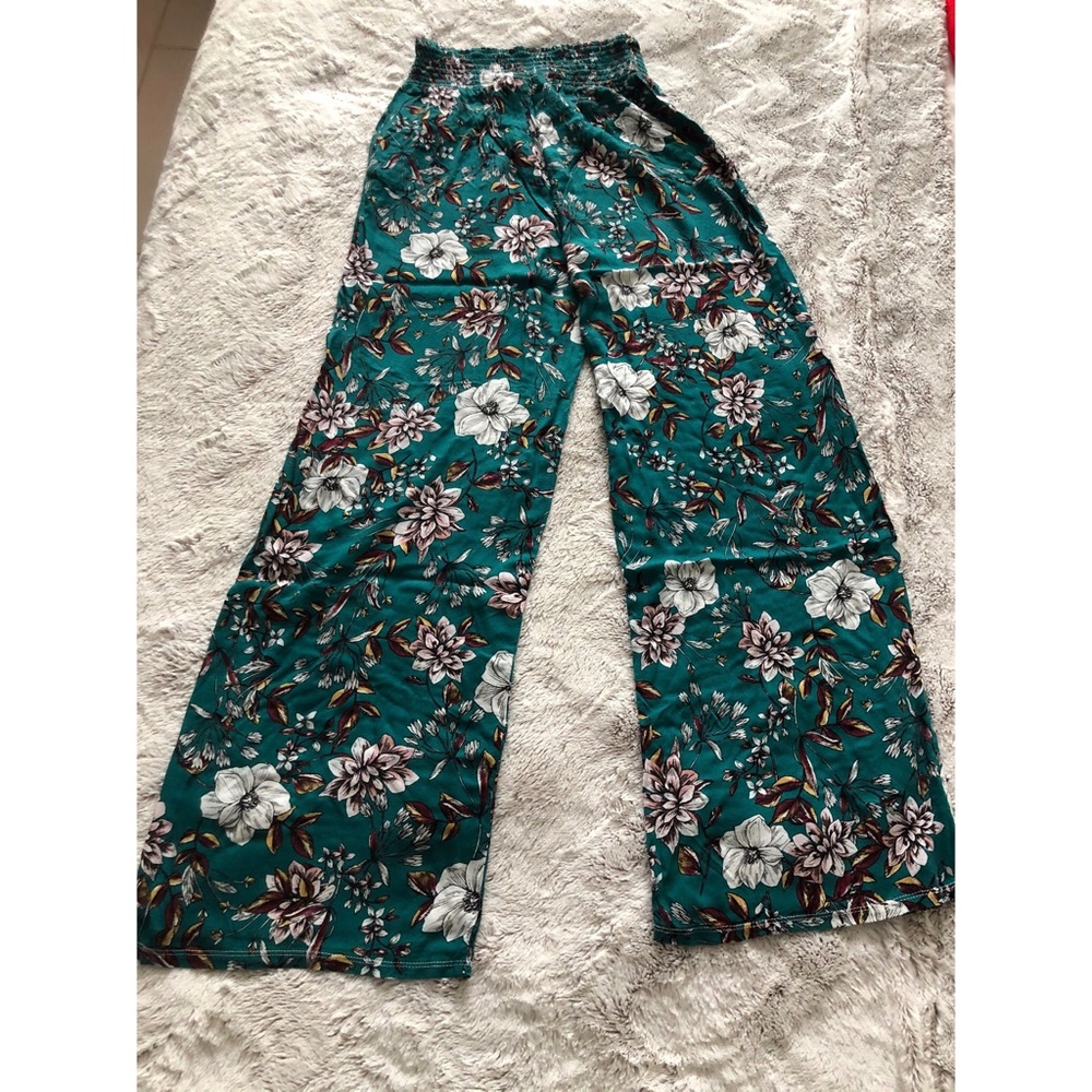 Pants - Picture 2 of 3